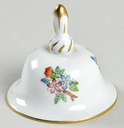 Queen Victoria Older (VA) Bell