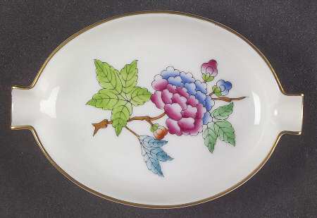 Queen Victoria Older (VA) Small Ashtray