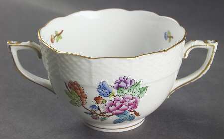 Queen Victoria Older (VA) Flat Bouillon Cup