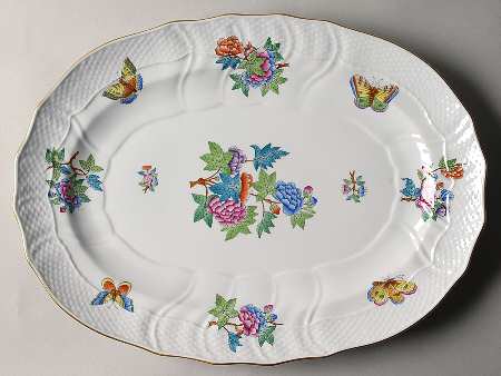 Queen Victoria Older (VA) 15" Oval Serving Platter