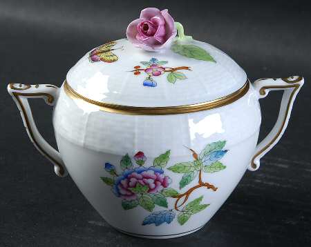 Queen Victoria Older (VA) Sugar Bowl & Lid