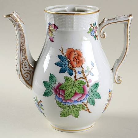 Queen Victoria Older (VA) Mini Coffee Pot No Lid