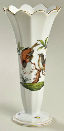 Rothschild Bird (RO) 8" Scalloped Vase