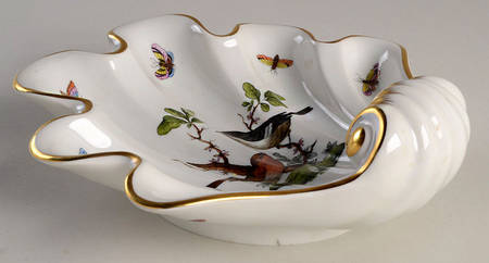 Rothschild Bird (RO) 9'' Shell Shaped Dish