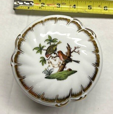 Rothschild Bird (RO) 4" Round Bon Bon & Lid