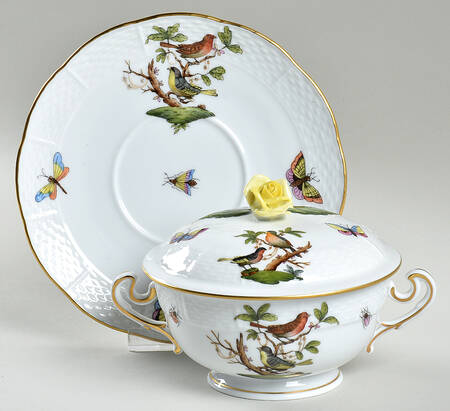 Rothschild Bird (RO) Cream Soup Bowl & Saucer Set with Lid