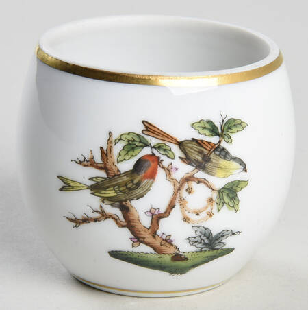 Rothschild Bird (RO) Standing Egg Shape Box No Lid