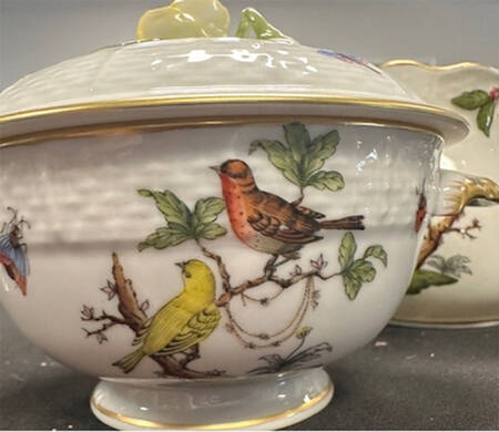 Rothschild Bird (RO) Cream Soup Bowl & Lid Set