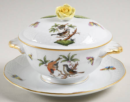 Rothschild Bird (RO) Cream Soup & Saucer Set with Lid
