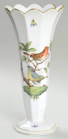 Rothschild Bird (RO) 8" Scalloped Vase