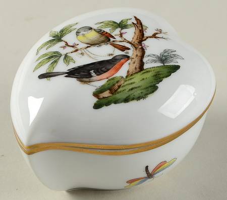 Rothschild Bird (RO) 3" Heart Shape Bon Bon & Lid