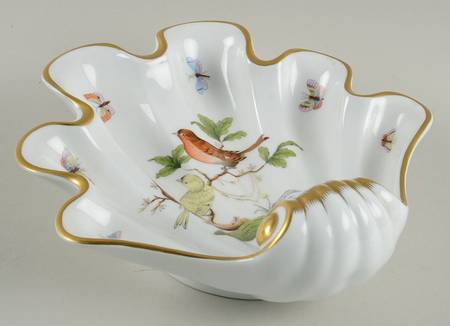 Rothschild Bird (RO) 9" Shell Shaped Dish