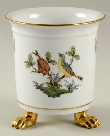 Rothschild Bird (RO) 4" Claw Footed Vase