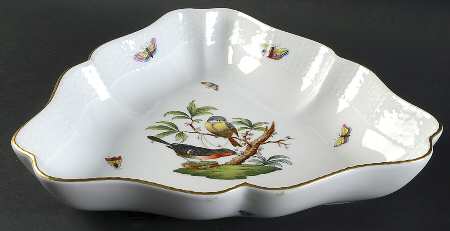 Rothschild Bird (RO) 10" Triangular Vegetable Bowl
