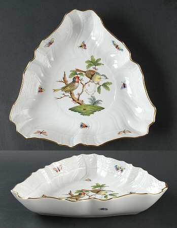 Rothschild Bird (RO) 10" Triangular Vegetable Bowl