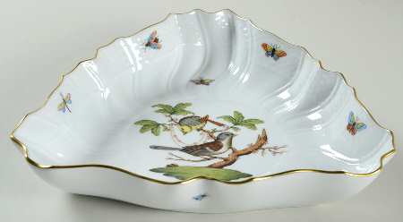 Rothschild Bird (RO) 10" Triangular Vegetable Bowl