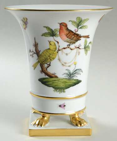 Rothschild Bird (RO) 7" Claw Footed Urn Vase