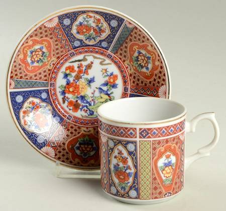 Imari Flat Cup & Saucer Set