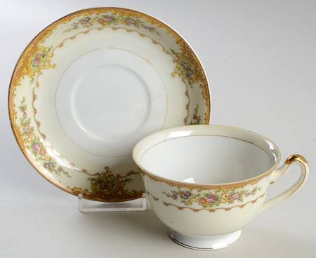 Footed Cup & Saucer Set