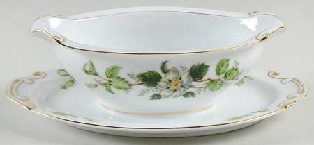 Cordova Gravy Boat with Attached Underplate
