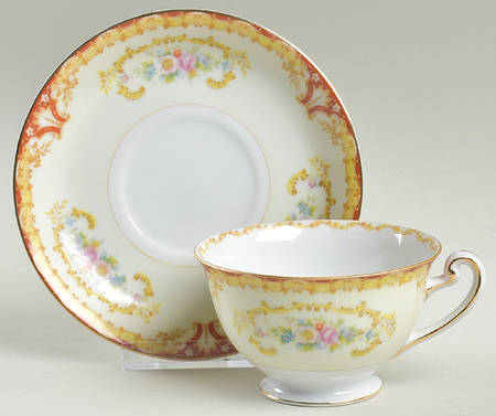 HIR15 Footed Cup & Saucer Set