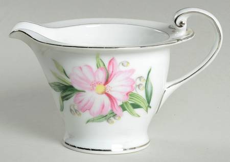 Montclair Creamer