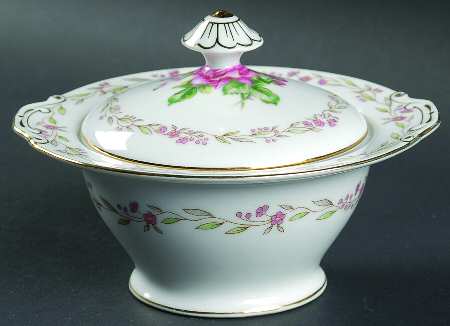 Ridgewood Sugar Bowl & Lid