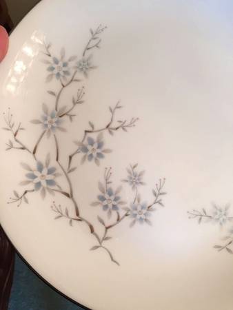 Spring Time Dinner Plate