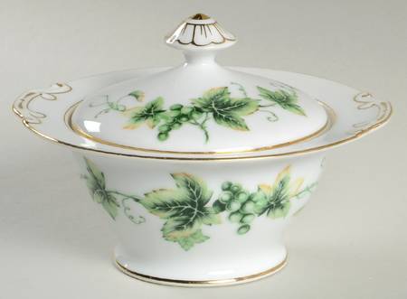 Virginia Sugar Bowl & Lid