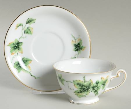 Virginia Footed Cup & Saucer Set
