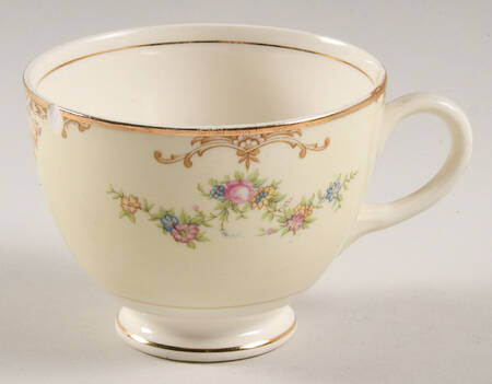 Aristocrat Footed Cup