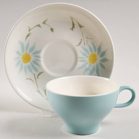 Aster Flat Cup & Saucer Set