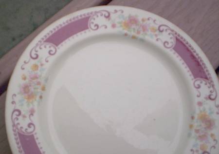 B1315 (Gold Trim) Salad Plate