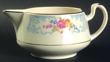 B1323 Creamer