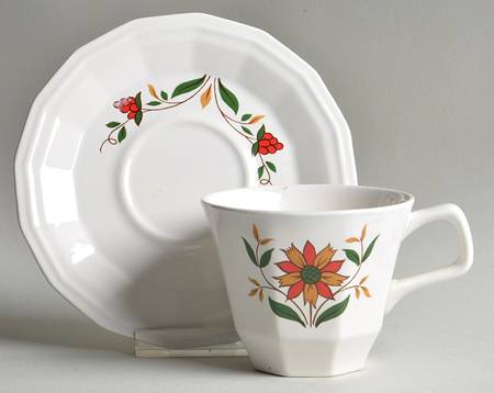 Bayberry Flat Cup & Saucer Set