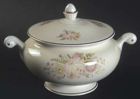 Belles Fleurs Sugar Bowl & Lid