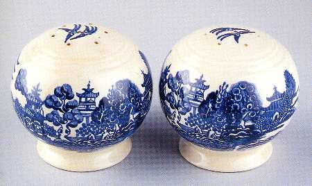 Blue Willow Salt & Pepper Set