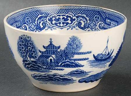 Blue Willow Cranberry Bowl