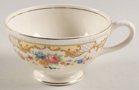 Briarcliffe (G3385) Footed Cup