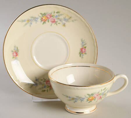 Footed Cup & Saucer Set