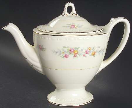 Cashmere Teapot & Lid by Homer Laughlin 