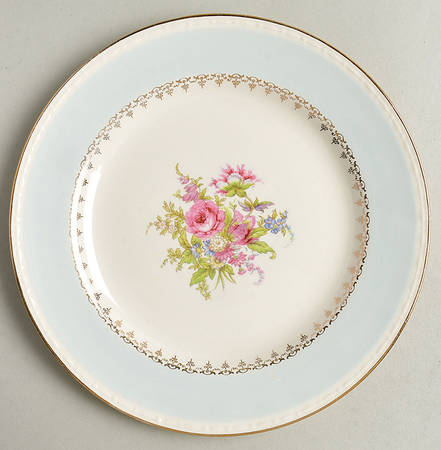 Chateau Salad Plate by Homer Laughlin 
