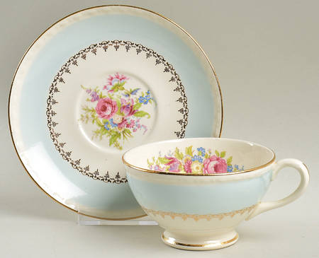 Footed Cup & Saucer Set