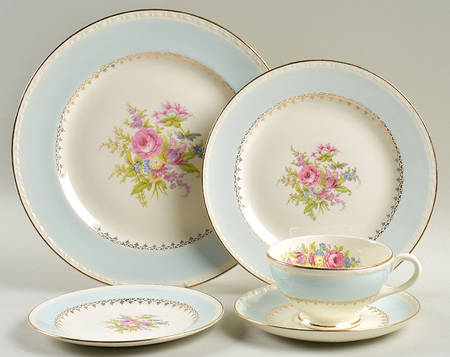 Chateau 5 Piece Place Setting by Homer Laughlin 