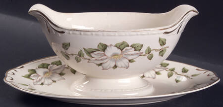 Cotillion Gravy Boat with Attached Underplate