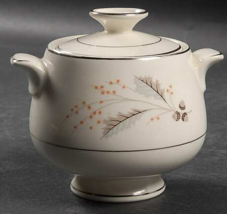 CV126 Sugar Bowl & Lid