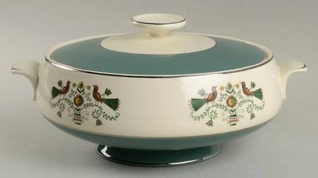 Persian Garden Round Covered Vegetable