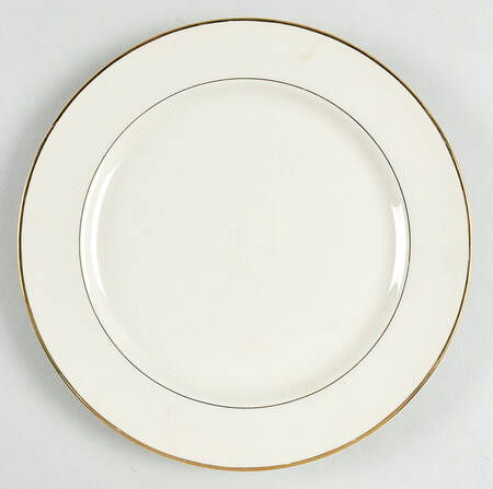 Diplomat (Rim) Luncheon Plate