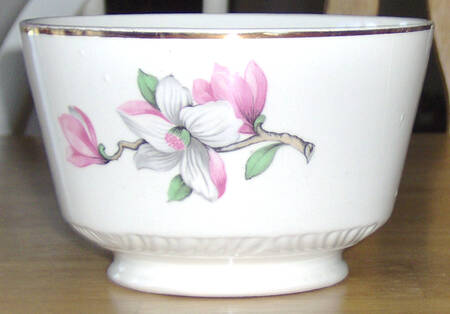 Dogwood (Liberty) Cranberry Bowl