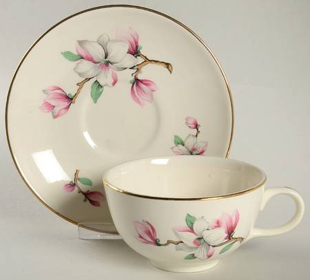 Dogwood (Rhythm) Flat Cup & Saucer Set